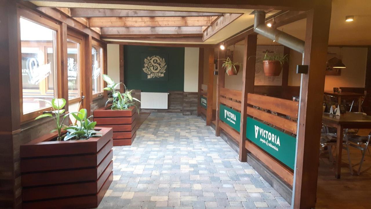 兹沃伦 维多利亚餐厅旅馆酒店 外观 照片